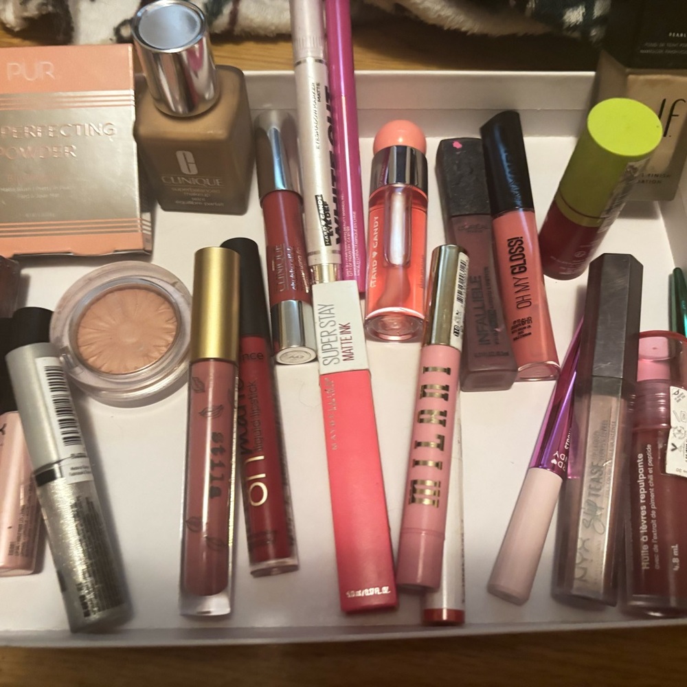 Clinique Lip Gloss Collection - Bold Red, Soft Pink, Classic Nude